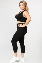 Load image into Gallery viewer, Buttery Soft Capri Activewear  Leggings
