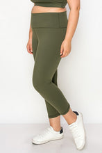 Load image into Gallery viewer, Buttery Soft Capri Activewear  Leggings
