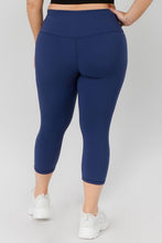 Load image into Gallery viewer, Buttery Soft Capri Activewear  Leggings
