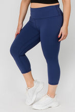 Load image into Gallery viewer, Buttery Soft Capri Activewear  Leggings
